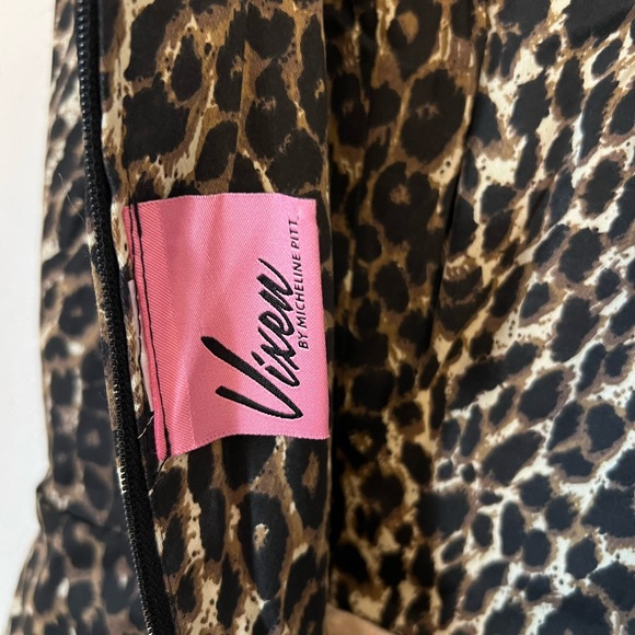 Vixen by Micheline Pitt Sweetheart Wiggle Dress Wild Leopard Print - Picture 7 of 10